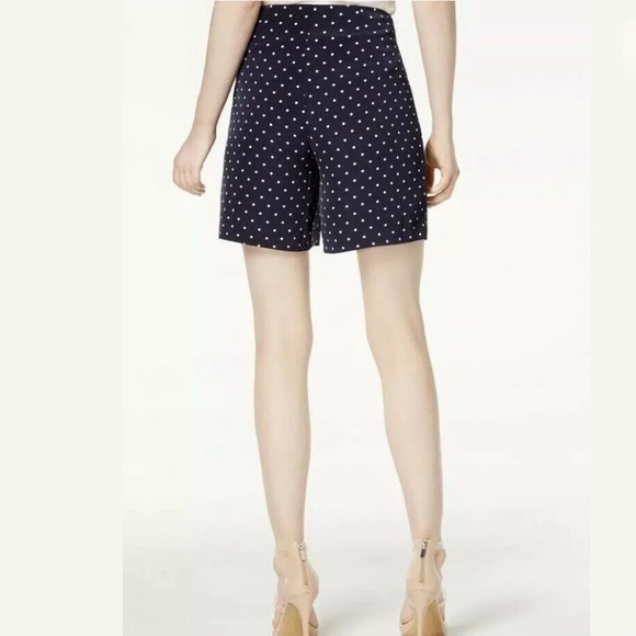 🔥BAR III🔥POLKA-DOT TIE-WAIST NAVY & WHITE SHORTS SIZE 10 NWT - Picture 2 of 4